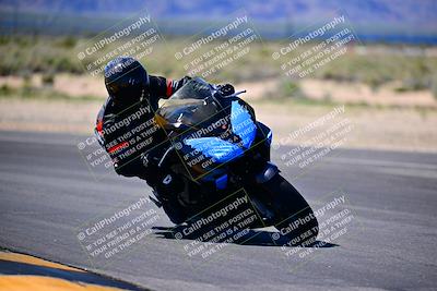 media/Mar-25-2024-Moto Forza (Mon) [[8d4319bd68]]/4-Novice Group/Session 3 (Turn 16 Inside)/